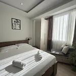 Zaira Retreat - アパート