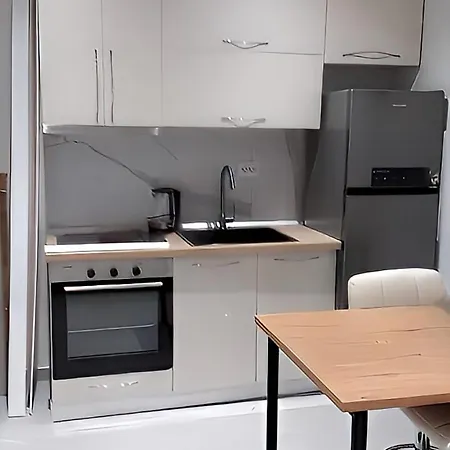 Zaira Retreat - * Tirana